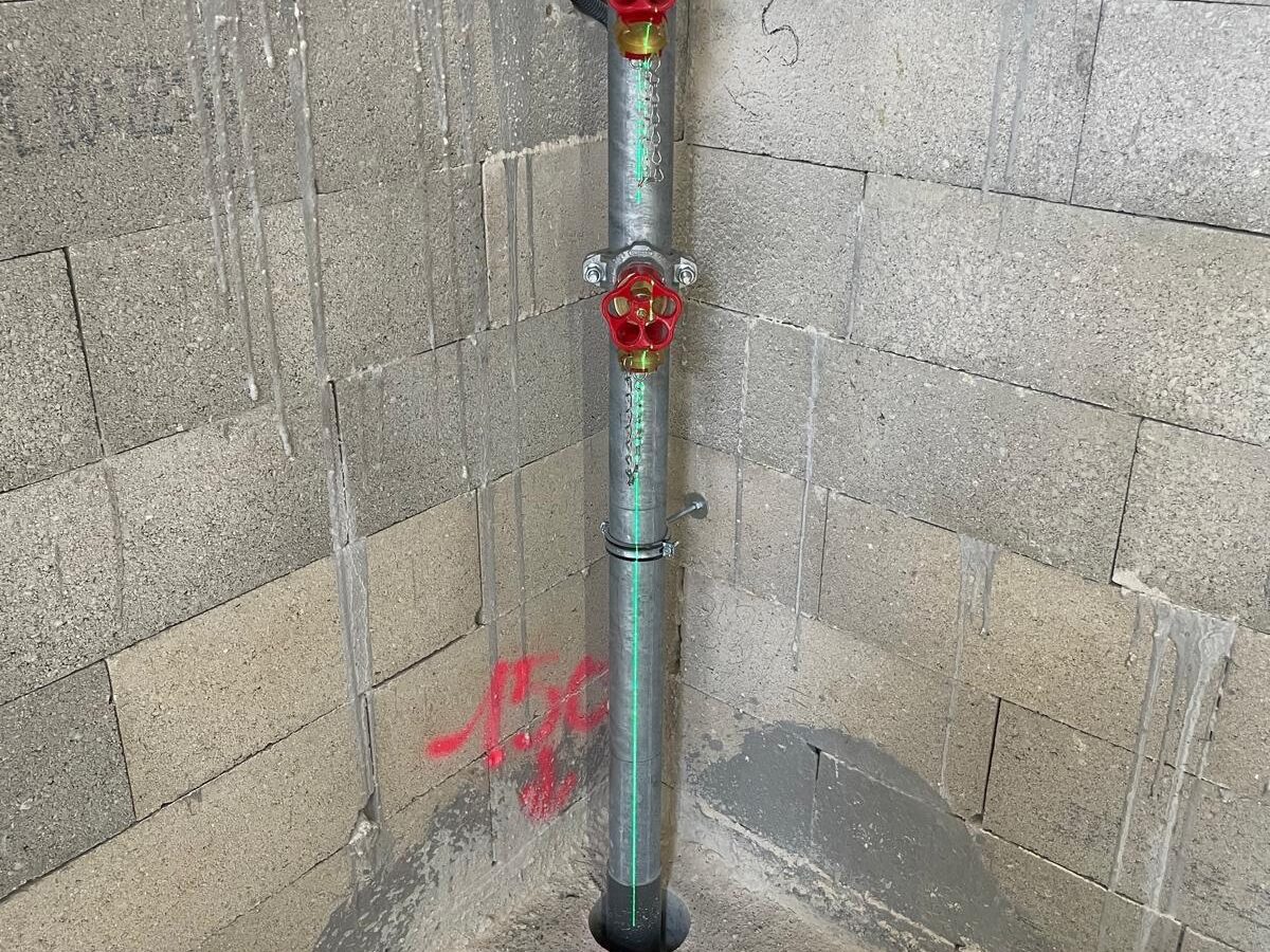 Colonne montante et vanne d'arrêt